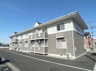 グランドゥール山川弐番館の物件外観写真